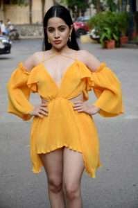 Urfy Java Biography of Urfi Javed, Height, Age, Boyfriend, Family & More